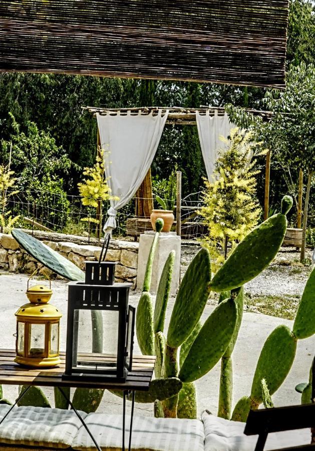 Can Tat, Loft In A Old Coach House Sant Jordi Desvalls Exterior foto